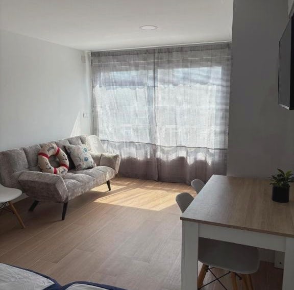 Apartment in La Pineda- Dorabeach