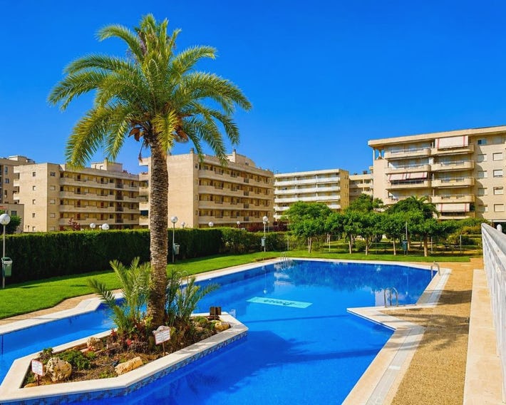 Aquamarina Apartments