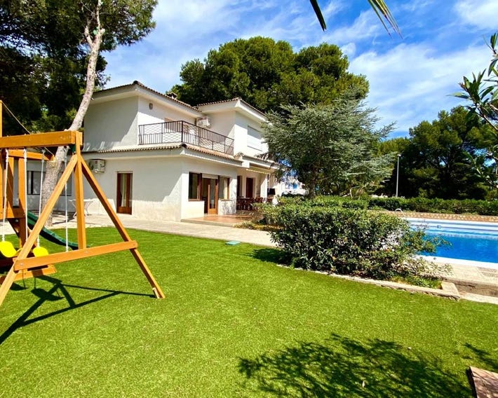Villa Yate