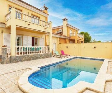 Villa Loranicola By Interhome