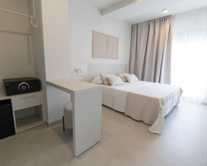 Hotel Roca Plana