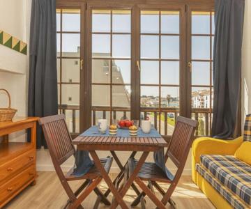 Apartment Poble Amarres II By Interhome