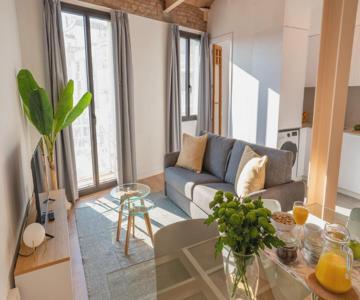 Feelathome Stadium Apartments