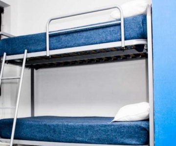 Cool And Chic Hostel