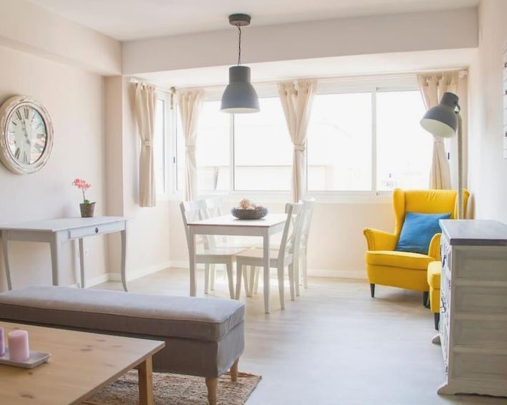 Lloret de Mar - BeachSide Apartment - Free Parking - limited size car