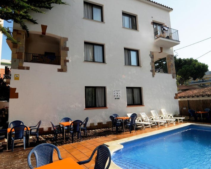 Apartamentos AR Caribe