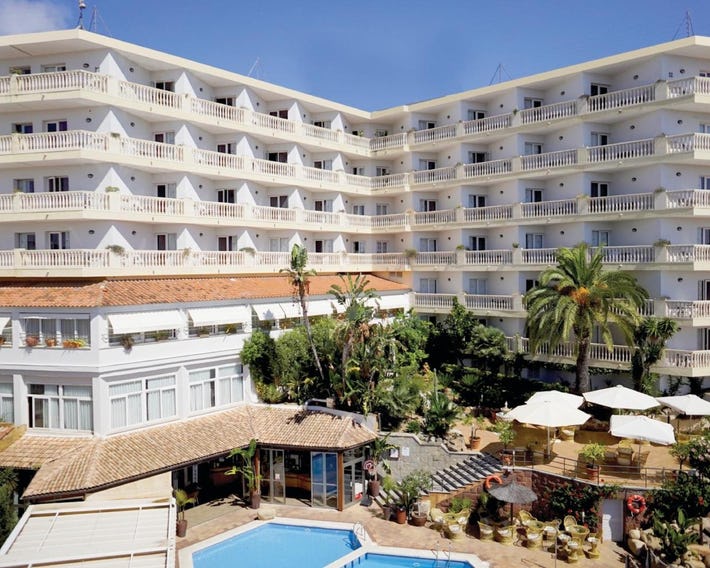 Hotel Alba Seleqtta