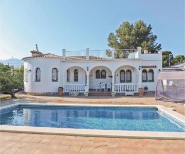 4 Bedroom Gorgeous Home In Miami-platja