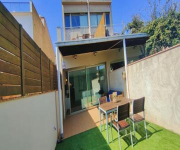 Apartamento Mar&Pol jardín privado