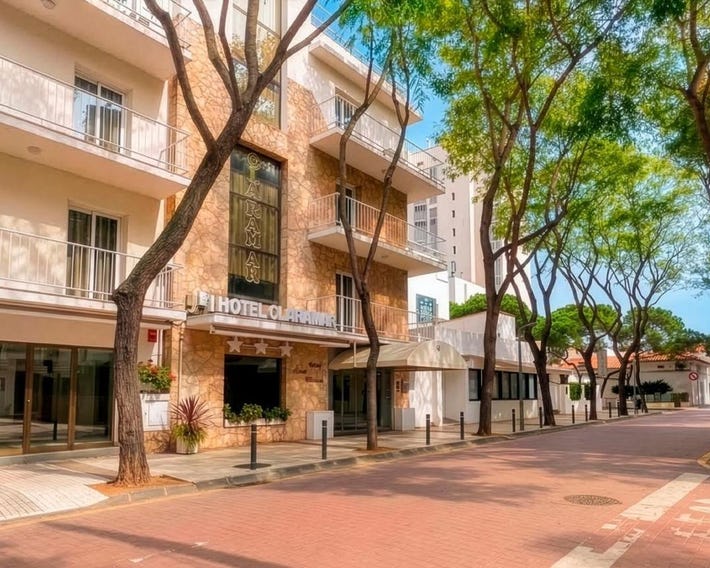Hotel Medium Claramar