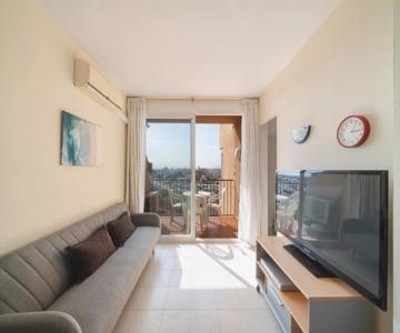 Wehostyou - Bel Appartement Roses, Margarida 43
