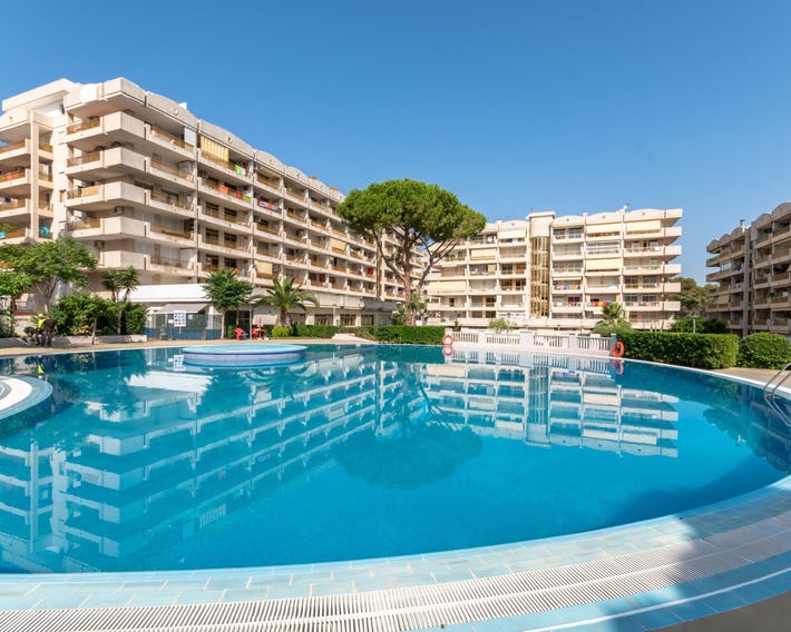 Catalonia Gardens Apartmentos