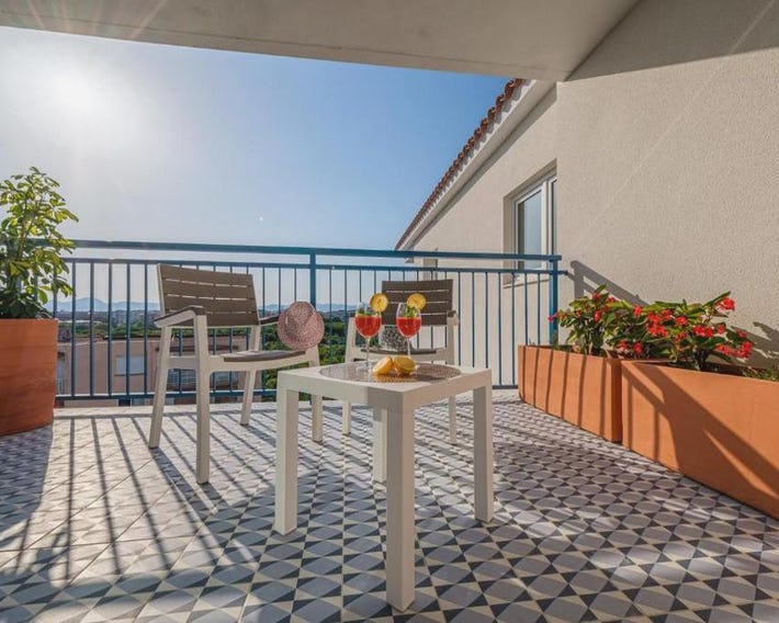Ancora La Siesta Apartments
