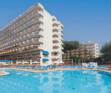 Hotel y Aparthotel Ponient Marinada
