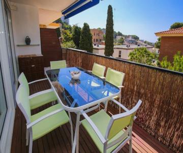 Terraza familiar a 200 m de la playa Cala Crancs