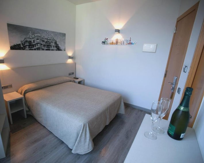 Hotel Ciutat De Sant Adria