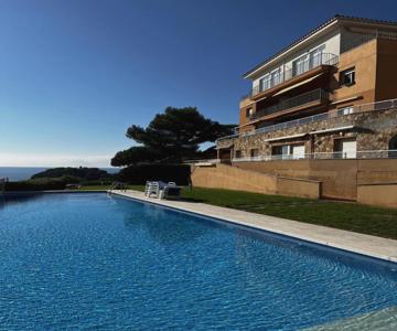 Apartment in Sant Feliu near the Beach