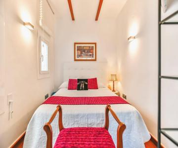 Ghat Apartments Montroig