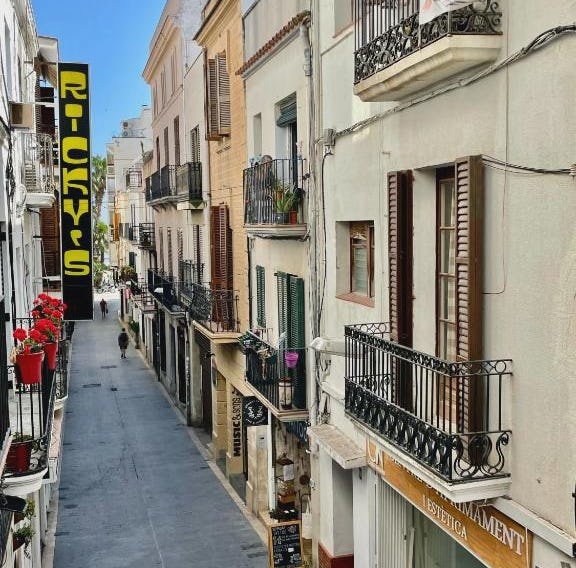 Sant Pau Beach Home with terrace