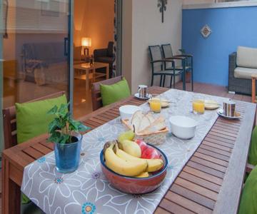 Hola! - Sitges By The Beach
