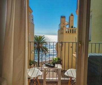 La Marina Sea Front by Hello Homes Sitges