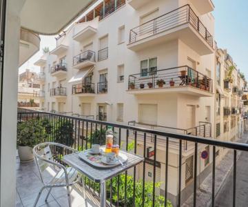 Zafiro Apartment by Hello Homes Sitges