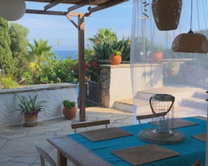 Terraza con encanto a un paso de la playa