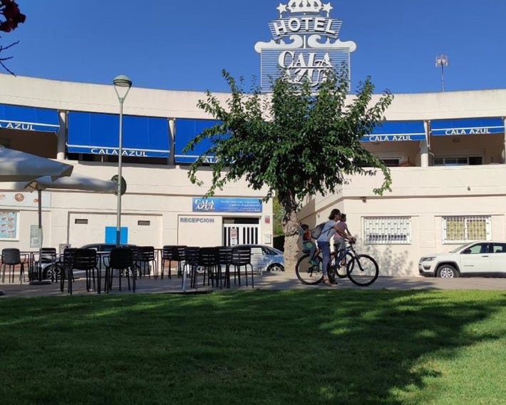 Apart-Hotel Cala Azul