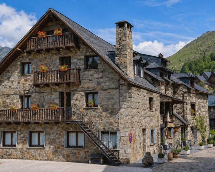 Hostal Rural Sant Climent - Habitacions i Apartaments