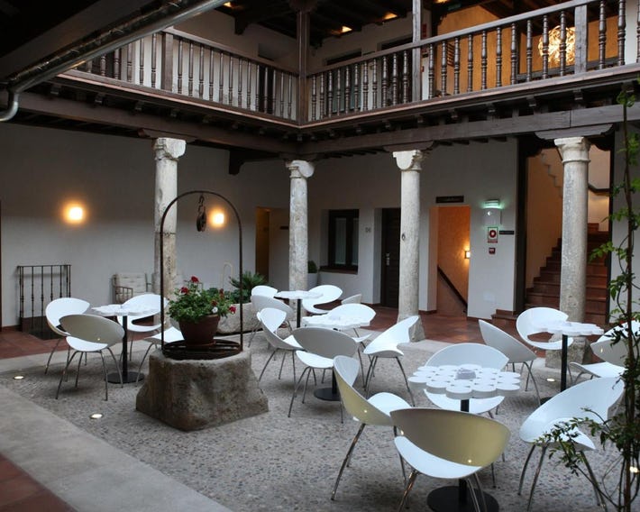 Evenia Alcalá Boutique
