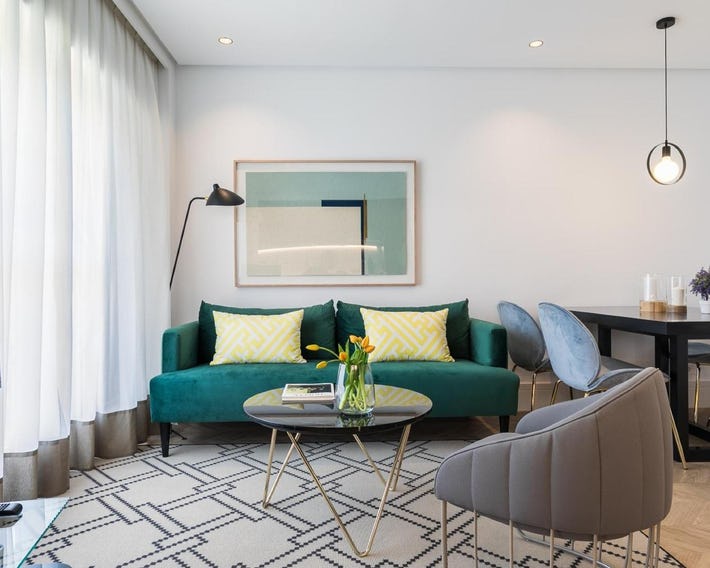 Feelathome Waldorf Suites Apartments