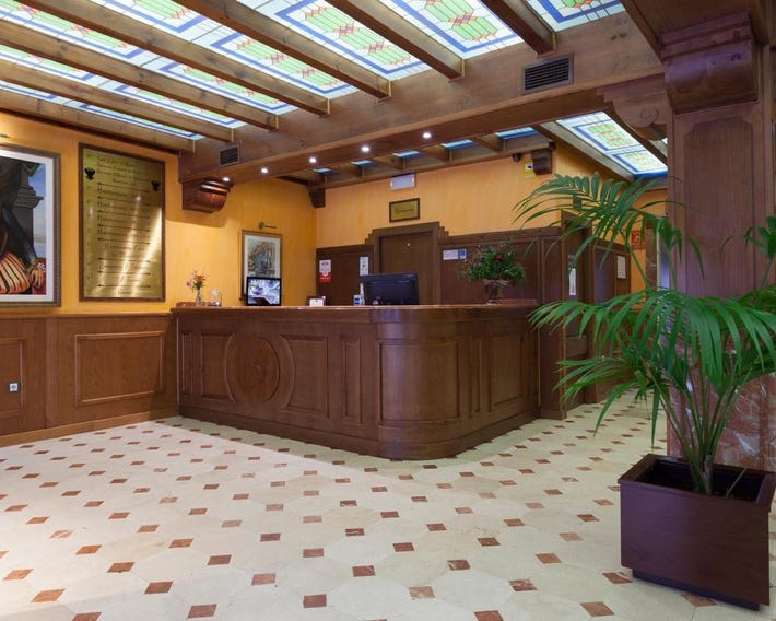 Hotel Agora Juan de Austria