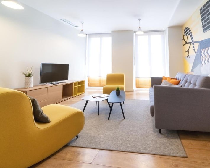 Home Art Apartments