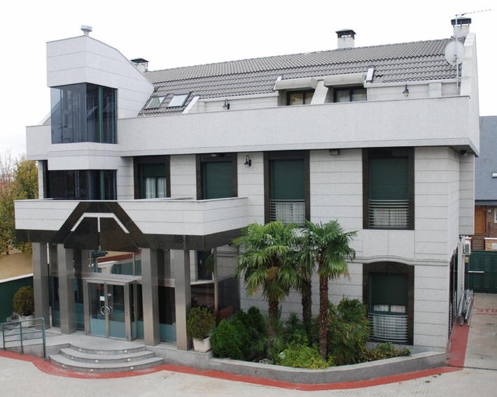 Hostal Los 5 Pinos