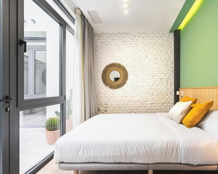 Vallecas Suites by Olala Homes
