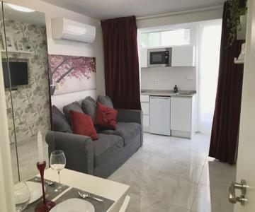 Precioso Apartamento Nuevo Con Jardín Privado