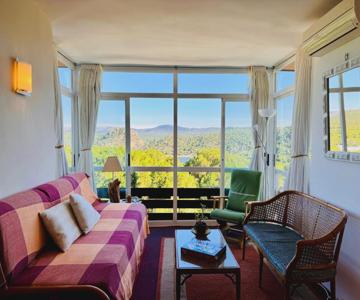 Acogedor apartamento con bellas vistas al embalse