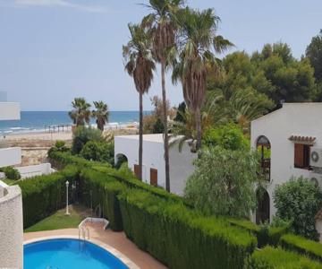 Neu Renoviertes Strandappartment Mit Meerblick