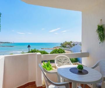 Studio Eurhostal - Seaview by Interhome