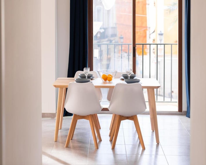 Apartamentos Quijano by Be Alicante