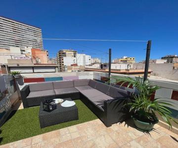 Habitacion con terraza en Alicante