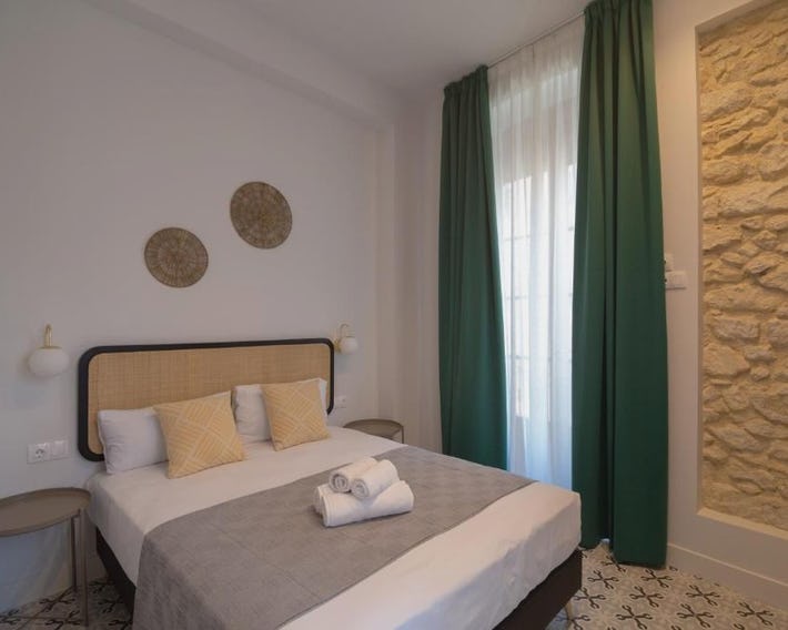 Apartamentos Teatro by Be Alicante