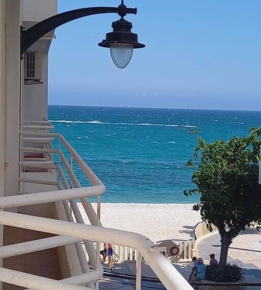 Rincón de Encanto a Paso del Mar