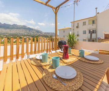 Wonderful Views Terrace 3BR Cottage - BBQ - AC
