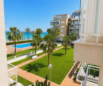 Seaside Apartment Retreat