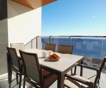 Apartment Sunset Waves Benidorm by Gestaltur