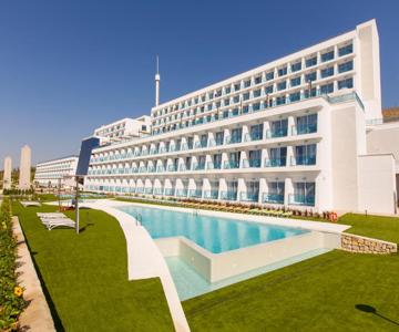 Grand Luxor All Suites Hotel