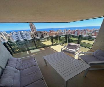 Kronos Apartment