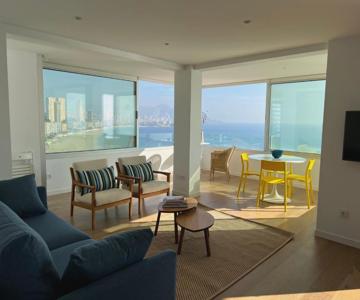 Amazing beachfront apartment - La Cala