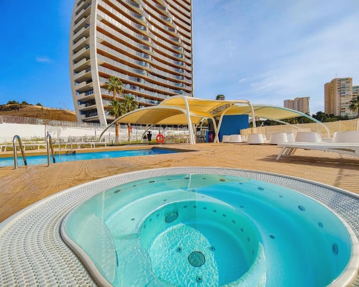 SUNSET WAVES fresh apartments